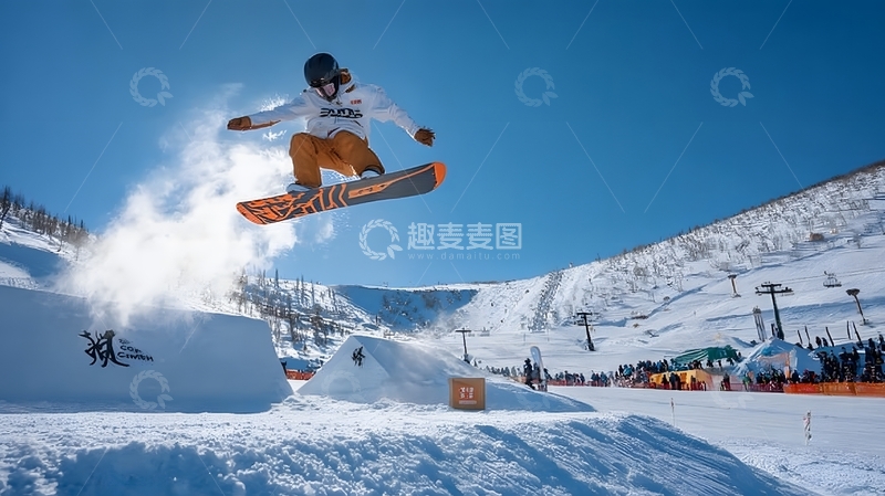 高清大图下载【趣麦麦图】冬季滑雪运动滑雪板跳跃特技摄影