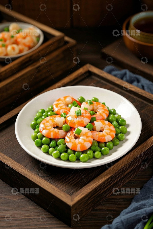 豌豆虾仁中式菜肴特写