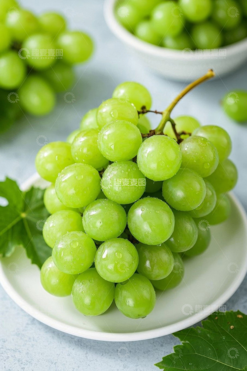 高清大图下载【趣麦麦图】盘中新鲜绿色葡萄