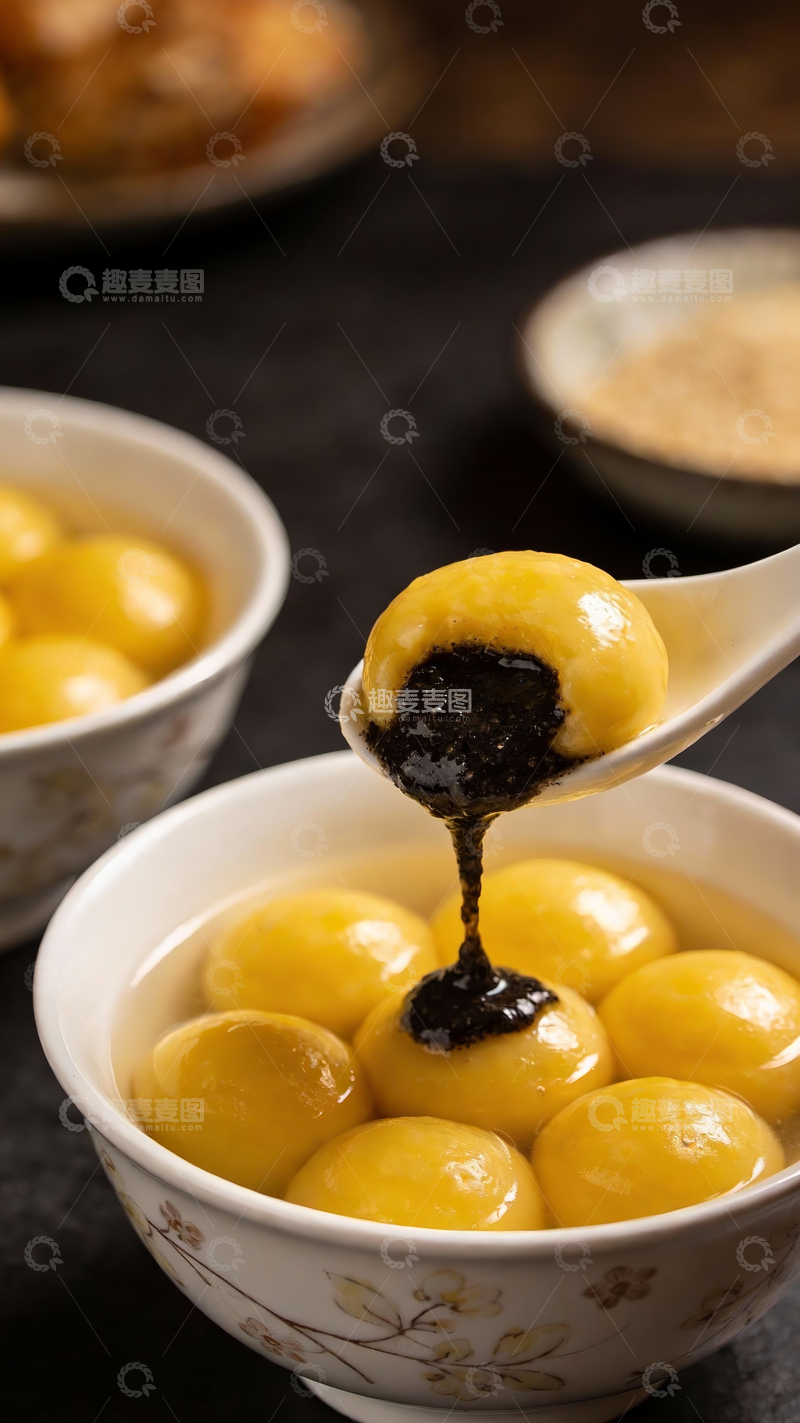 源文件下载【趣麦麦图】芝麻馅黄米汤圆4