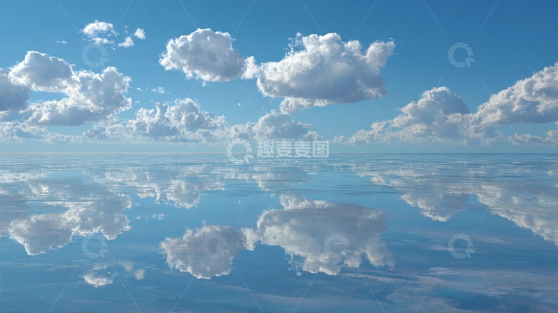 高清大图下载【趣麦麦图】蓝天白云倒映海面