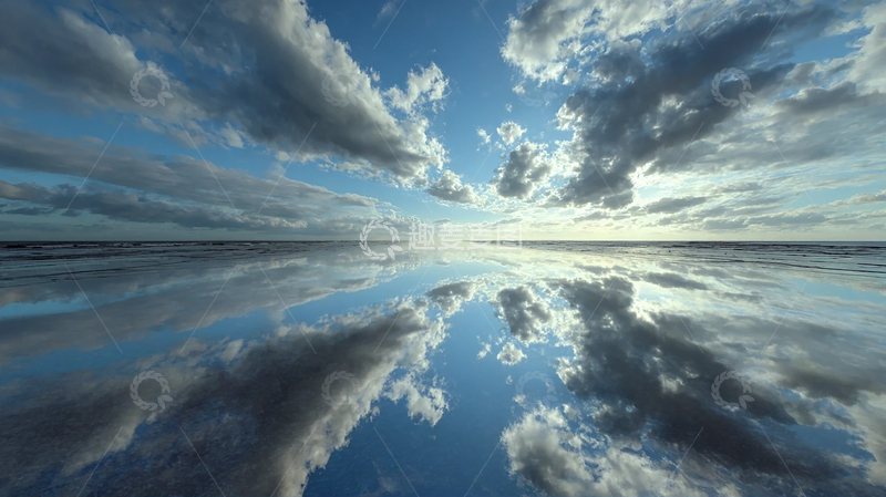 高清大图下载【趣麦麦图】海边天空云彩壮观