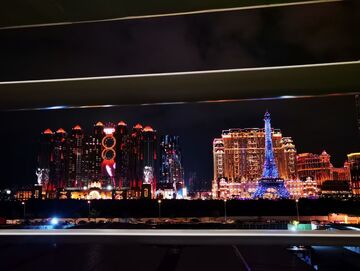 城市夜景灯光建筑摄影