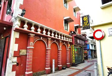 复古街景红砖建筑