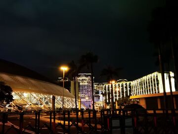 澳门现代夜景灯光建筑高楼