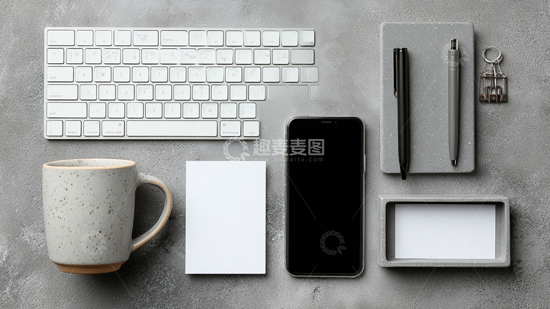 高清大图下载【趣麦麦图】办公桌上的日常组合
