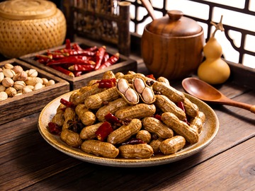 香辣花生卤花生煮花生 