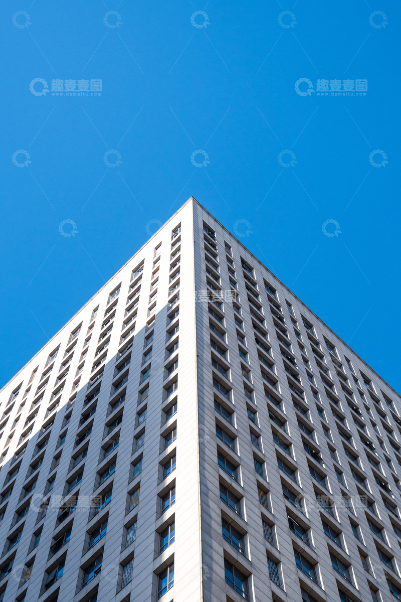 高清大图下载【趣麦麦图】现代建筑蓝天仰拍
