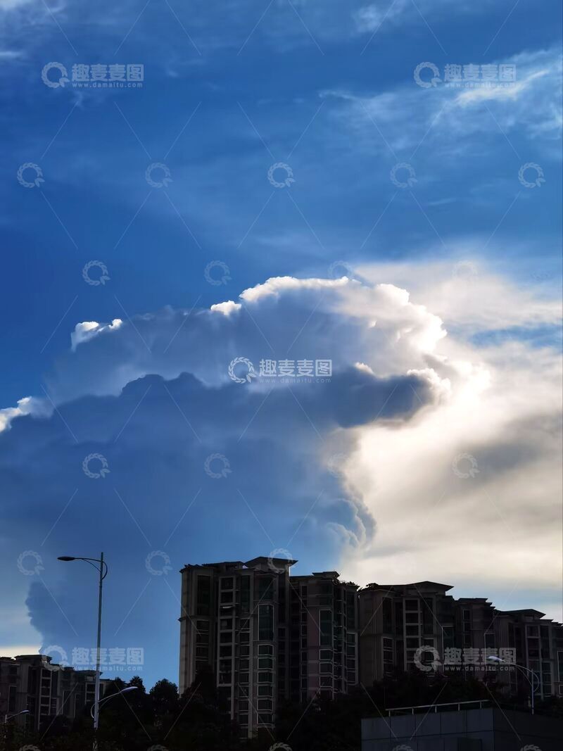 高清大图下载【趣麦麦图】城市天空云彩壮观景象