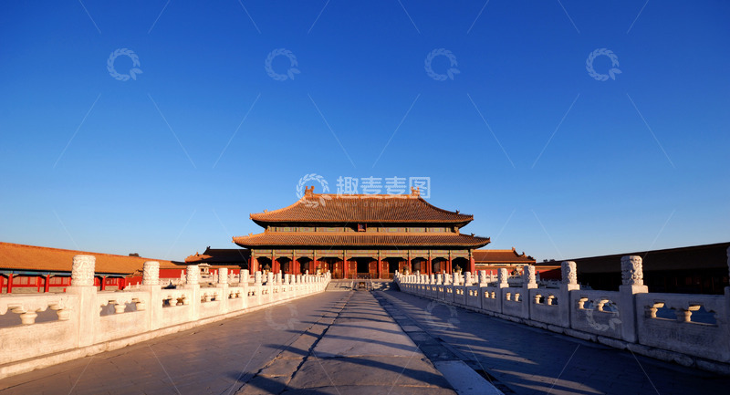 高清大图下载【趣麦麦图】庄严宫殿映日光