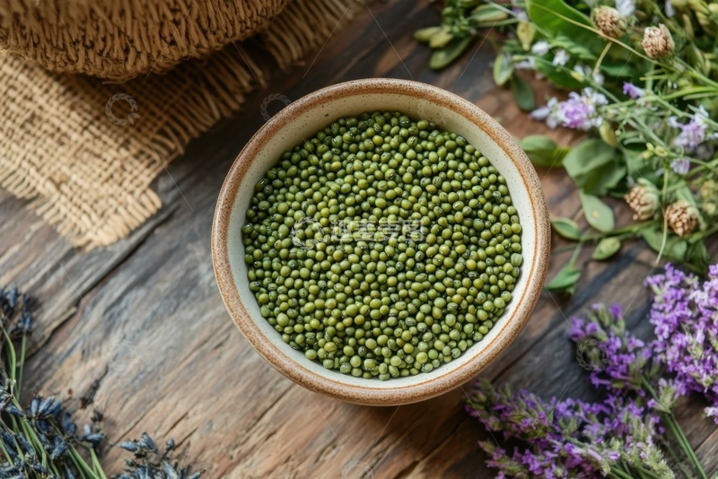 高清大图下载【趣麦麦图】一碗新鲜的绿豆食材