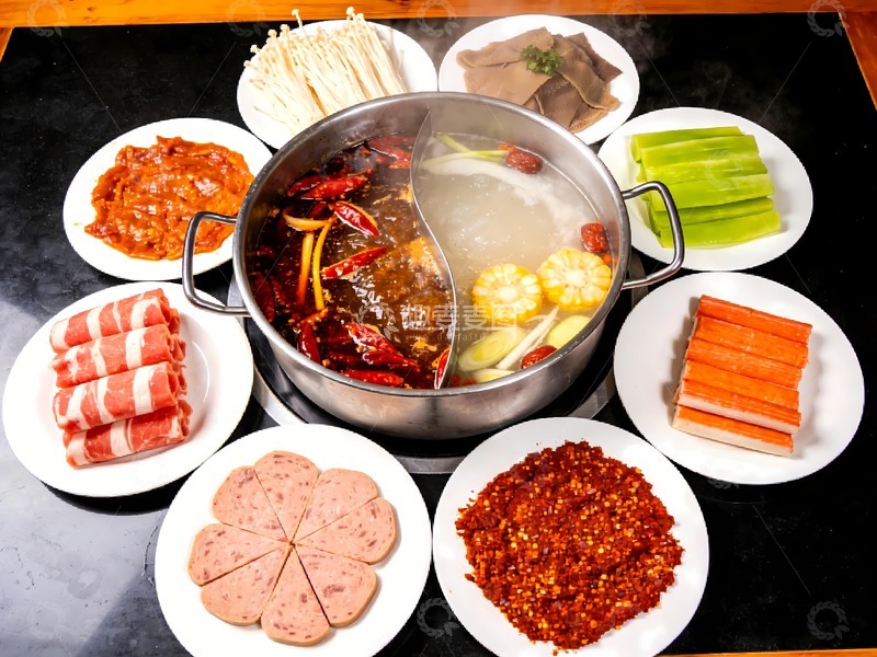 高清大图下载【趣麦麦图】冒着热气的火锅与食材