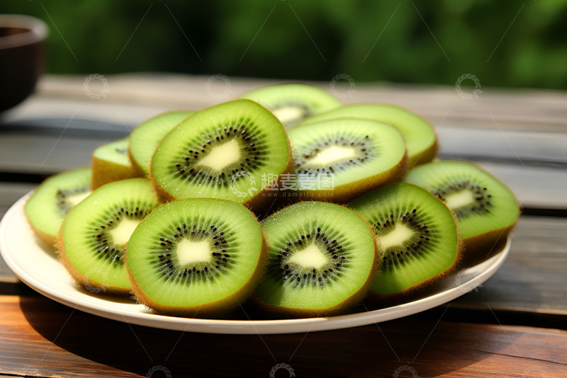 高清大图下载【趣麦麦图】一盘新鲜的猕猴桃片