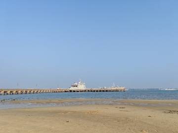 海滨码头风光摄影图片