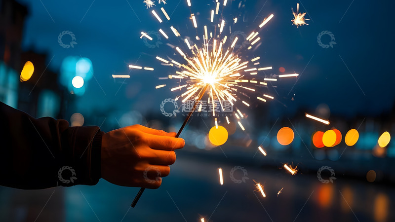 高清大图下载【趣麦麦图】手中燃放的烟花