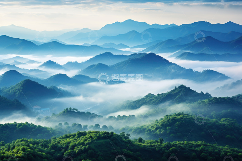 高清大图下载【趣麦麦图】连绵起伏的森林山谷