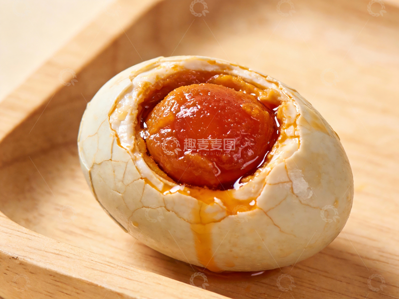 源文件下载【趣麦麦图】一枚烤咸鸭蛋4