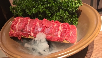 烤肉美食盘装展示