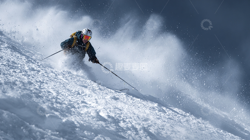 高清大图下载【趣麦麦图】雪山滑雪勇士英姿