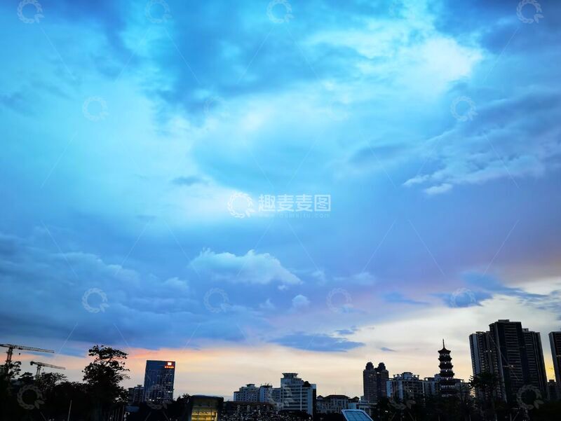 高清大图下载【趣麦麦图】城市黄昏云彩风光摄影