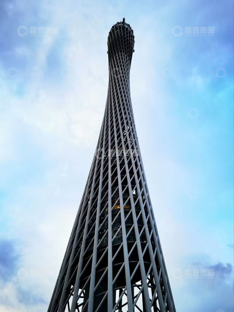 高清大图下载【趣麦麦图】高耸入云现代塔楼