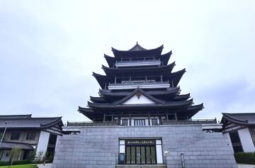古风多层塔楼建筑