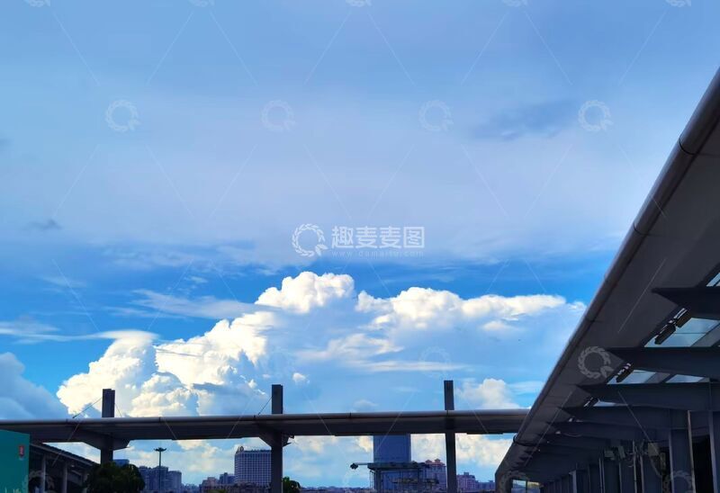 高清大图下载【趣麦麦图】城市高架蓝天白云