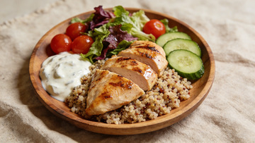 创意美食轻食减脂餐营养摄影图