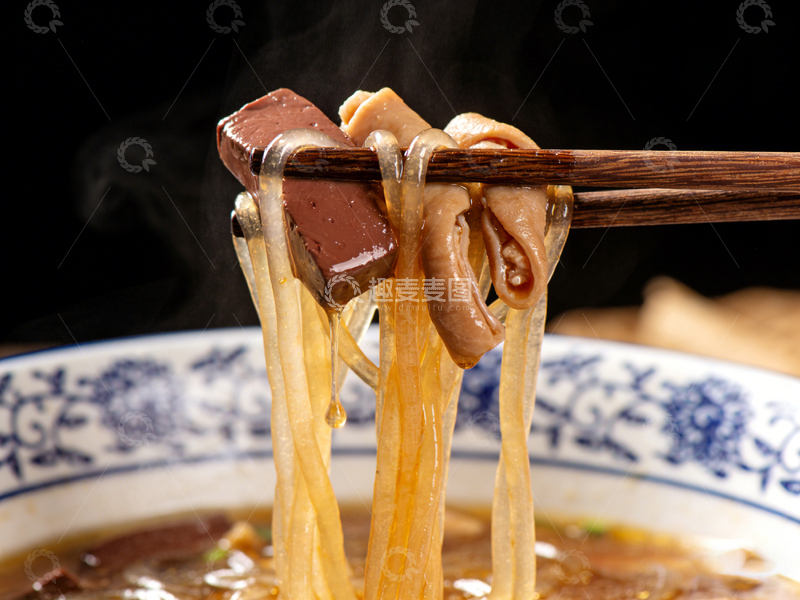 高清大图下载【趣麦麦图】中式美食筷子夹汤粉