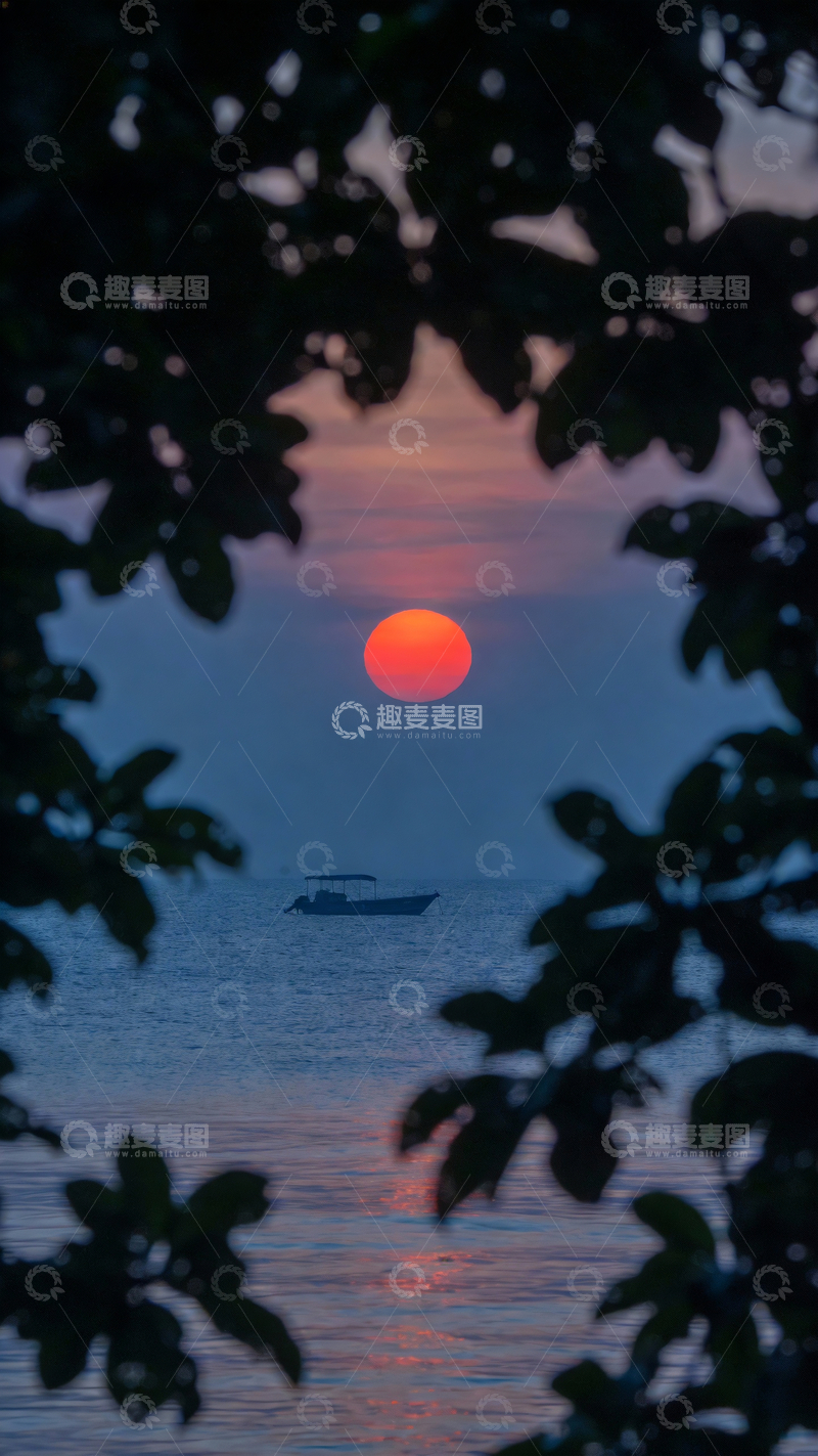源文件下载【趣麦麦图】富士滤镜下的孤舟朝阳1