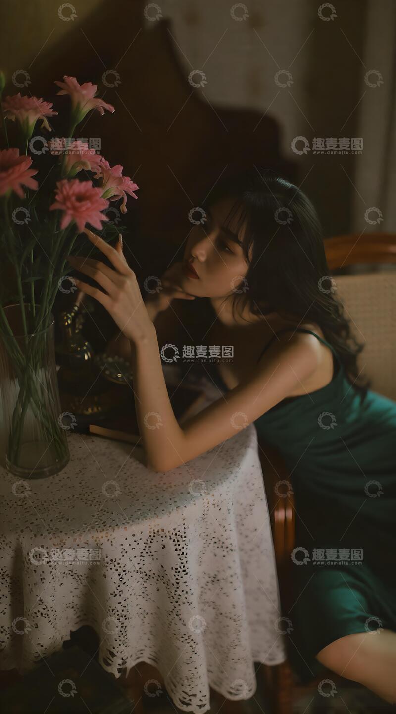 高清大图下载【趣麦麦图】氛围感治愈系复古风港风美女6