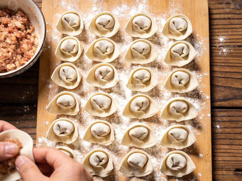 高清大图下载【趣麦麦图】手工制作饺子食材与过程