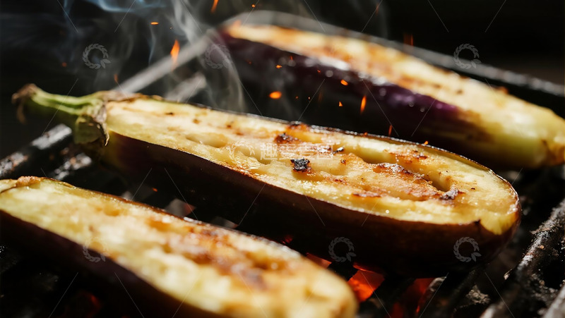 高清大图下载【趣麦麦图】正在烤制的茄子