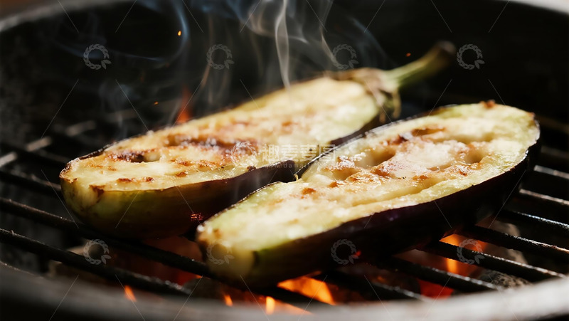 高清大图下载【趣麦麦图】炭火烤制新鲜茄子