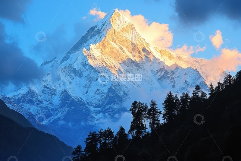 高清大图下载【趣麦麦图】雪山高山森林美景