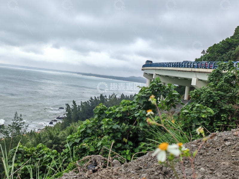 高清大图下载【趣麦麦图】沿海高铁风光