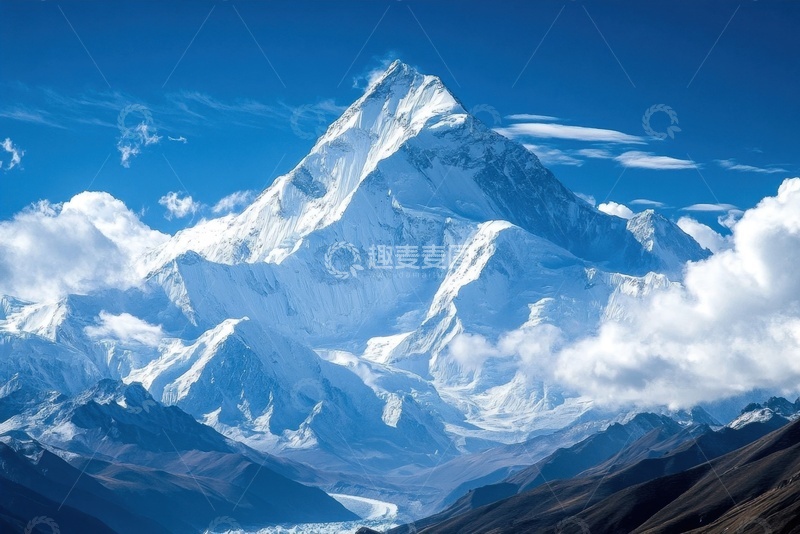 高清大图下载【趣麦麦图】远山雪山云雾美景