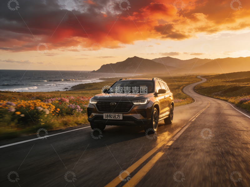 高清大图下载【趣麦麦图】夕阳公路SUV行驶美景