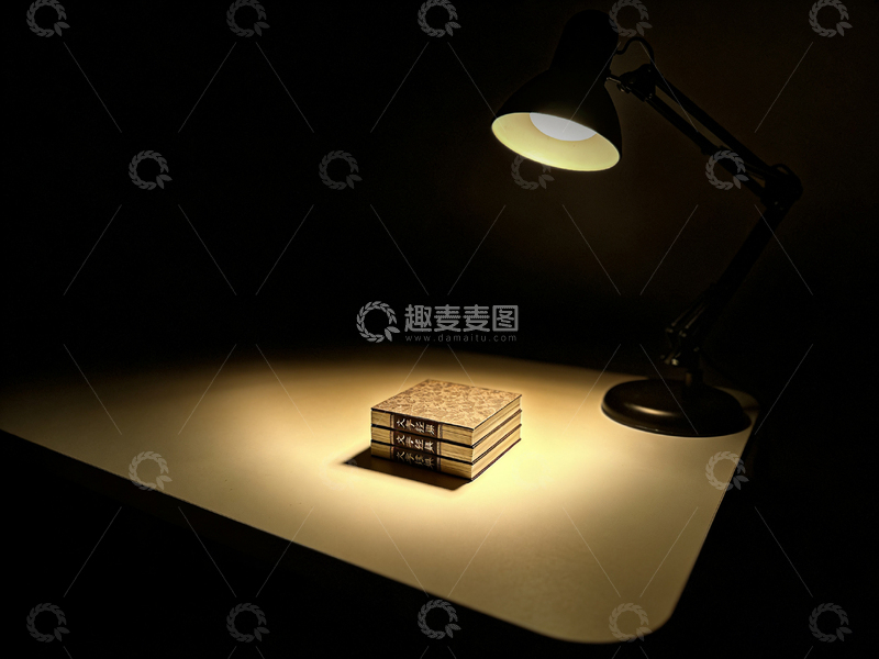 高清大图下载【趣麦麦图】简约台灯书籍光影效果