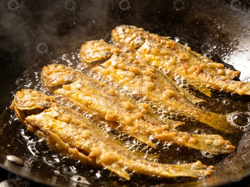高清大图下载【趣麦麦图】油炸鱼块美食烹饪摄影