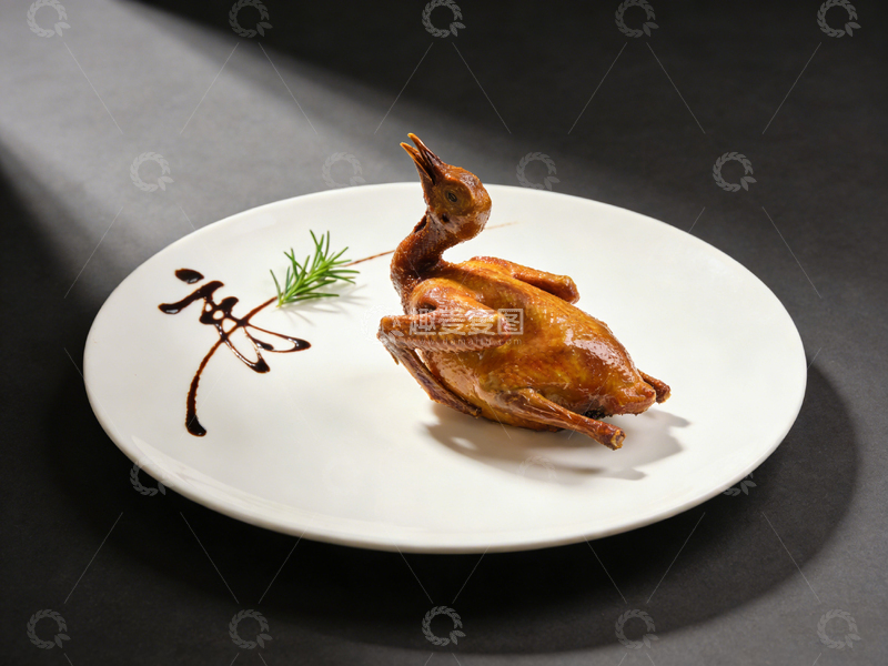 高清大图下载【趣麦麦图】精致烤乳鸽美食摄影