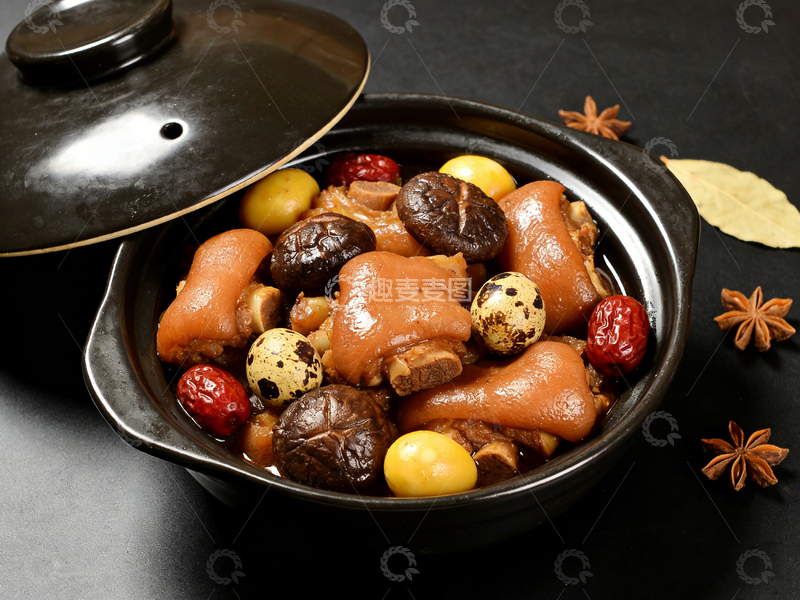 高清大图下载【趣麦麦图】炖猪脚鹌鹑蛋香菇