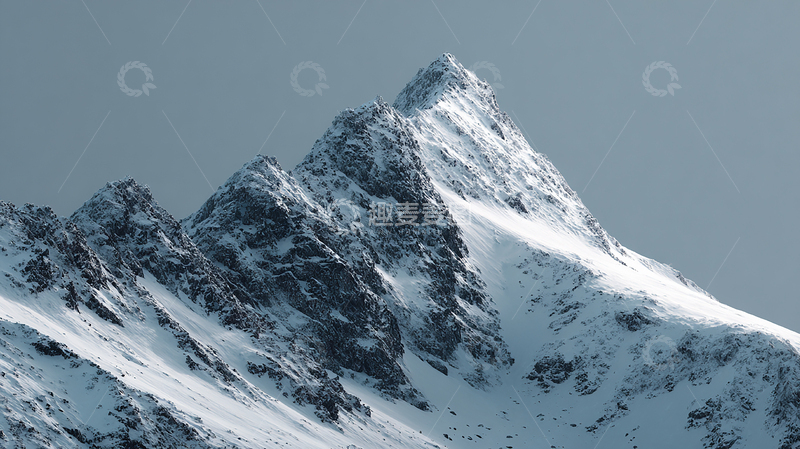 高清大图下载【趣麦麦图】雪山之巅的孤绝风光