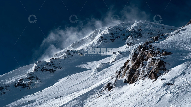 高清大图下载【趣麦麦图】冰雪之巅的寒光奇观