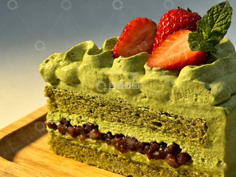 高清大图下载【趣麦麦图】抹茶蛋糕草莓装饰甜点美食摄影