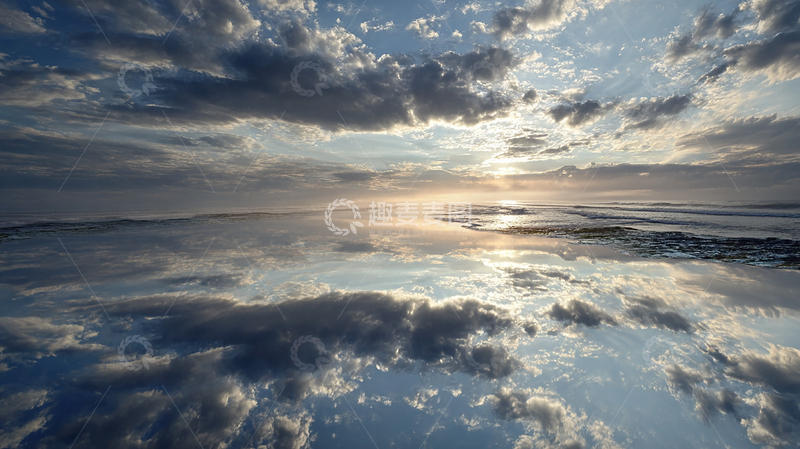 高清大图下载【趣麦麦图】绚丽云彩映照梦幻海面