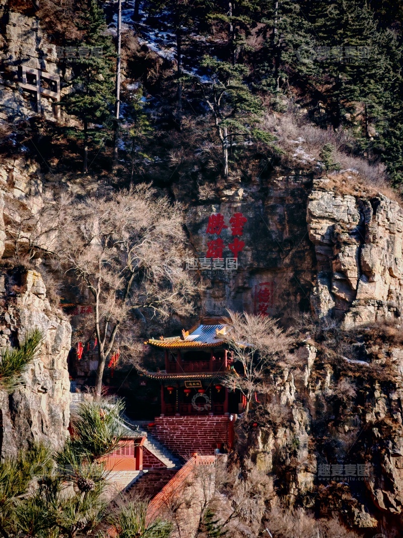 高清大图下载【趣麦麦图】山崖古刹风景摄影