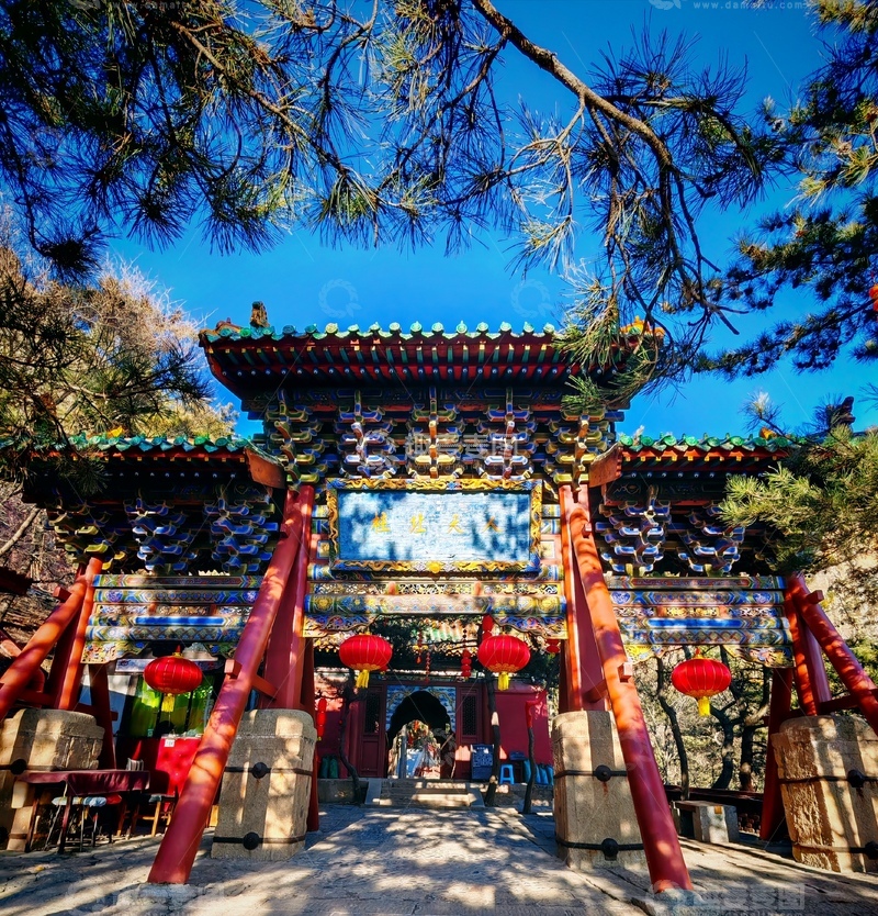 高清大图下载【趣麦麦图】古建风光传统庙门摄影图