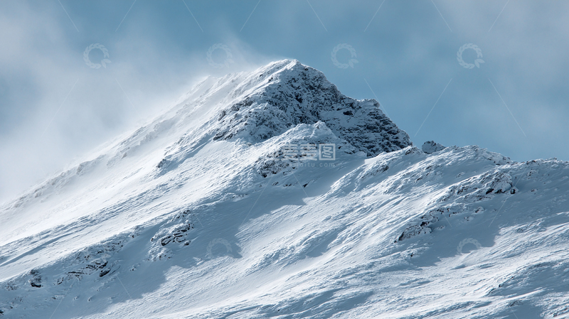 高清大图下载【趣麦麦图】雪白山峰上的寒冬祭典