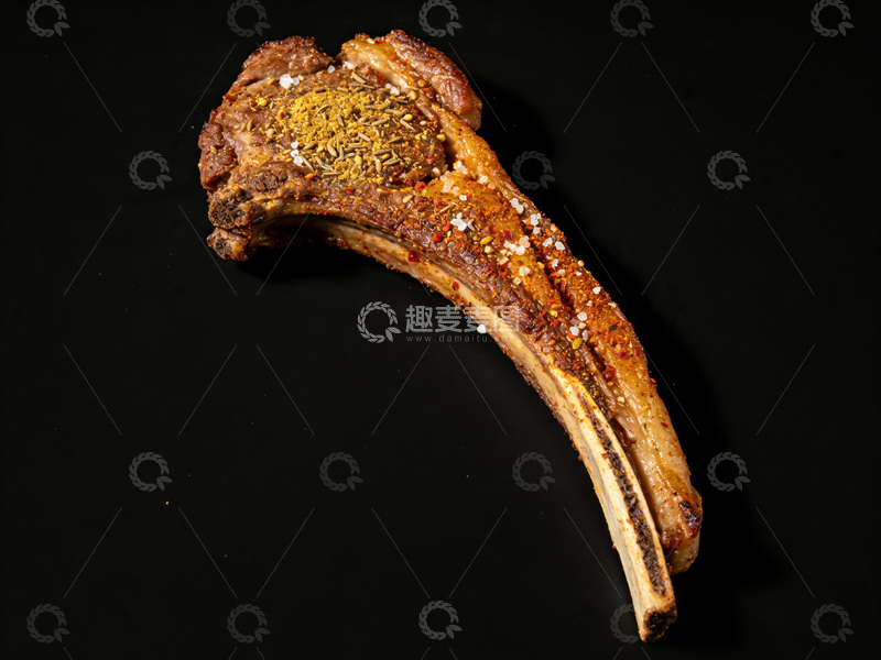 高清大图下载【趣麦麦图】黑底烤羊排美食摄影